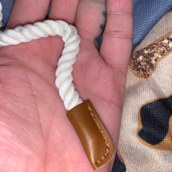 Hooded Block Pattern Sweater - Picture 3 of 4